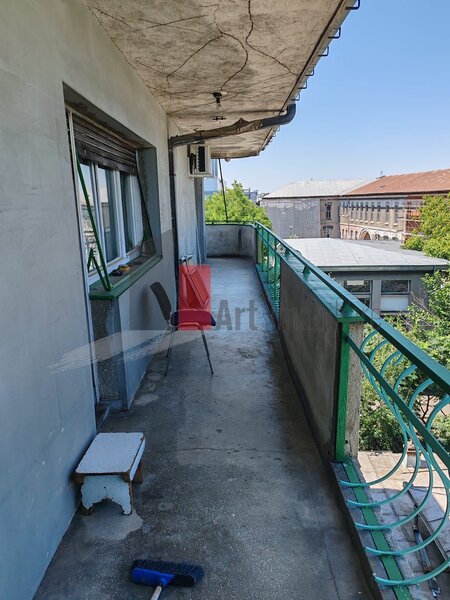 Cotroceni Apartament 3 camere + camera supliemntara, garaj si boxa