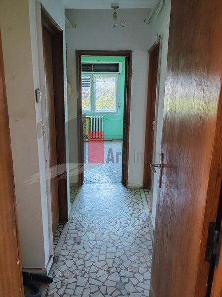 Cotroceni Apartament 3 camere + camera supliemntara, garaj si boxa