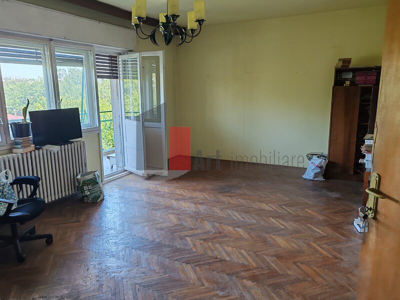 Cotroceni Apartament 3 camere + camera supliemntara, garaj si boxa