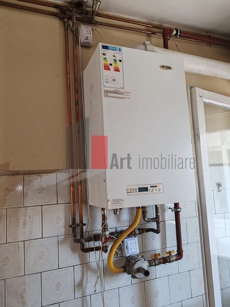 Cotroceni Apartament 3 camere + camera supliemntara, garaj si boxa