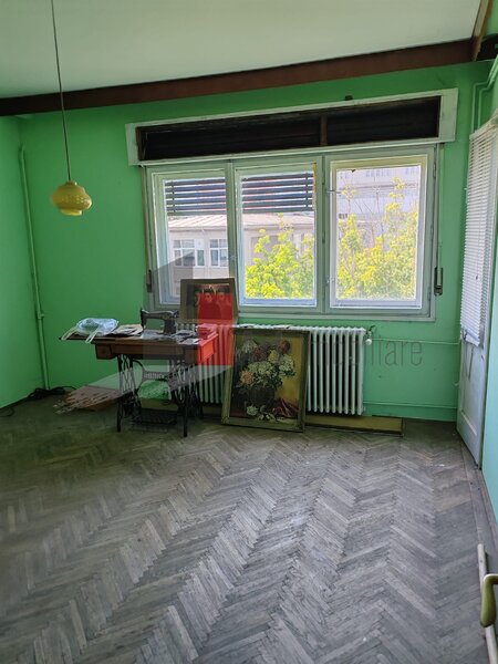 Cotroceni Apartament 3 camere + camera supliemntara, garaj si boxa