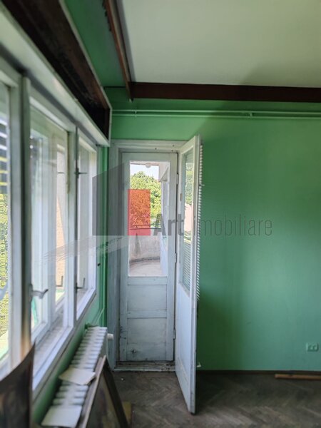 Cotroceni Apartament 3 camere + camera supliemntara, garaj si boxa